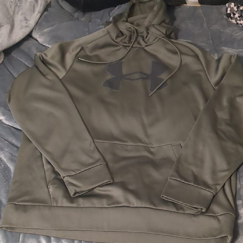 Under Armour Dark Green Pullover